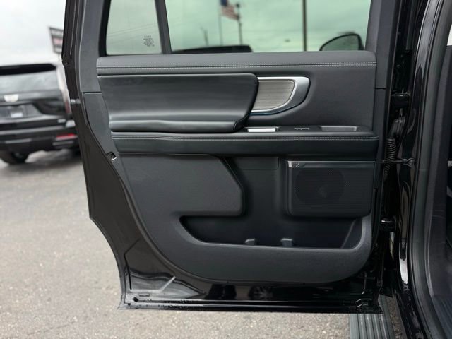 Certified 2025 Ford Expedition Max Platinum AWD/4WD image 28