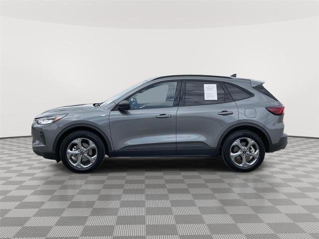 Certified 2025 Ford Escape ST-Line AWD/4WD image 2