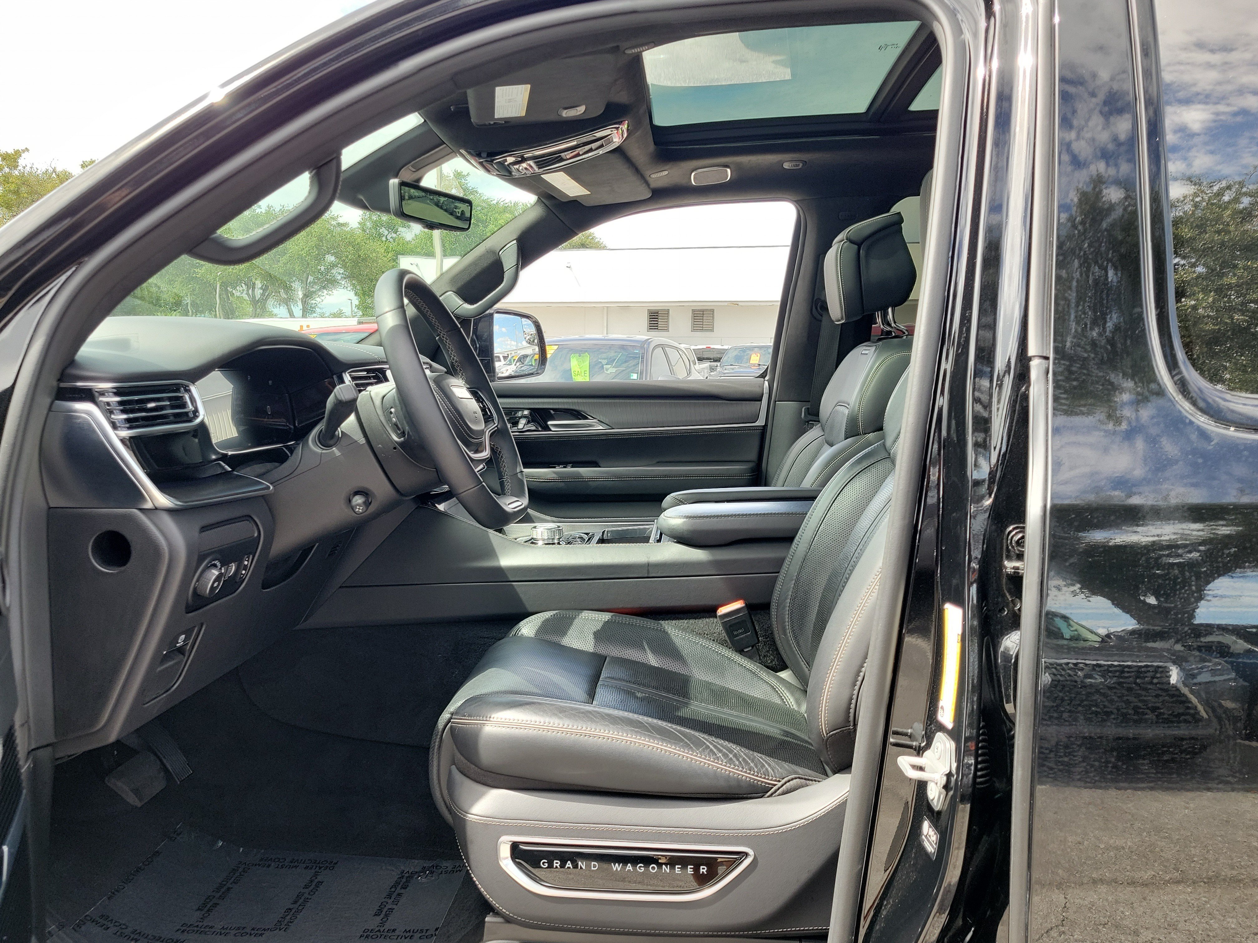 Used 2023 Jeep Grand Wagoneer Series II w/ Quick Order Packagew 28T AWD/4WD image 21