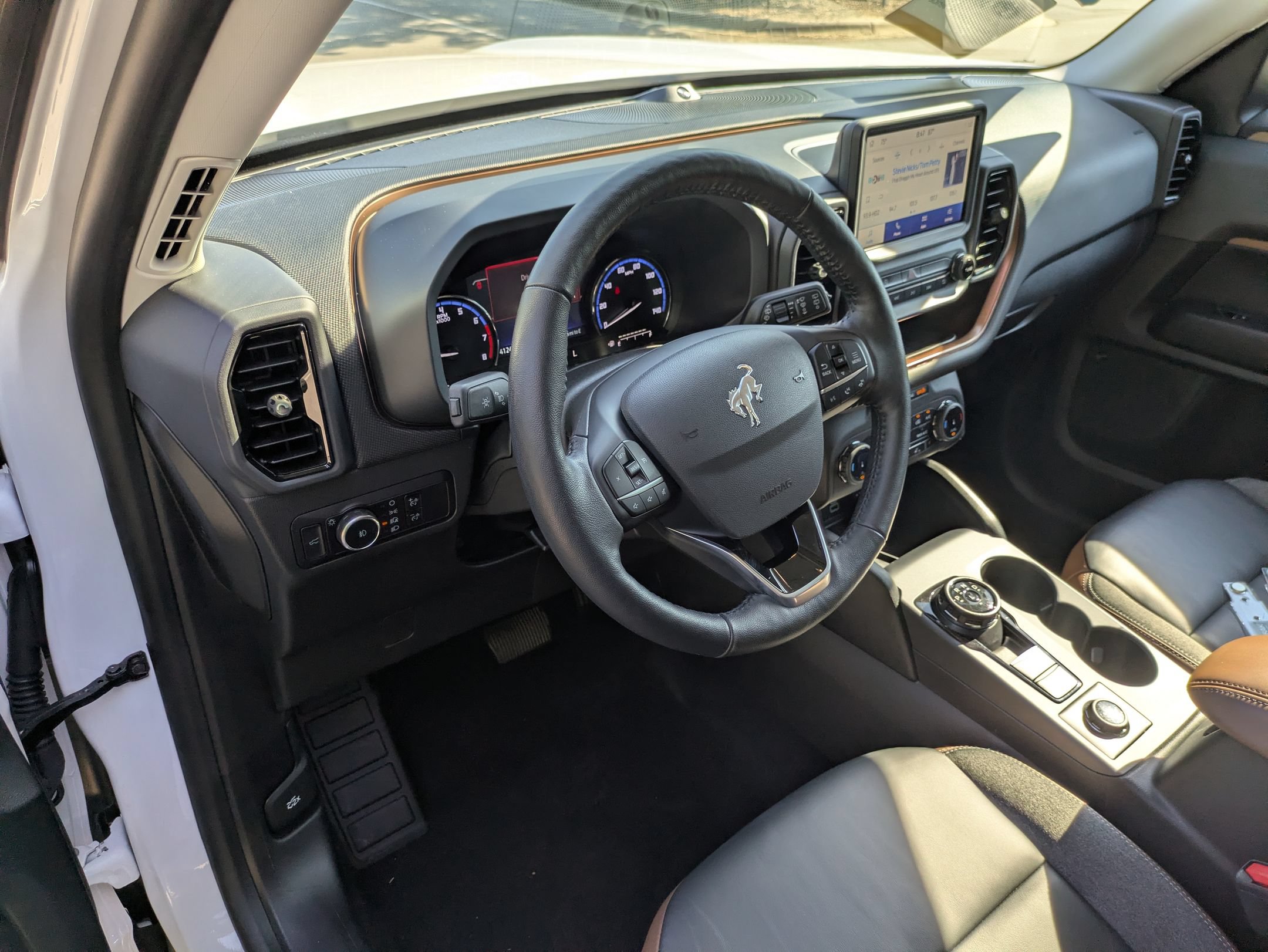 Certified 2023 Ford Bronco Sport Outer Banks w/ Tech Package AWD/4WD image 15