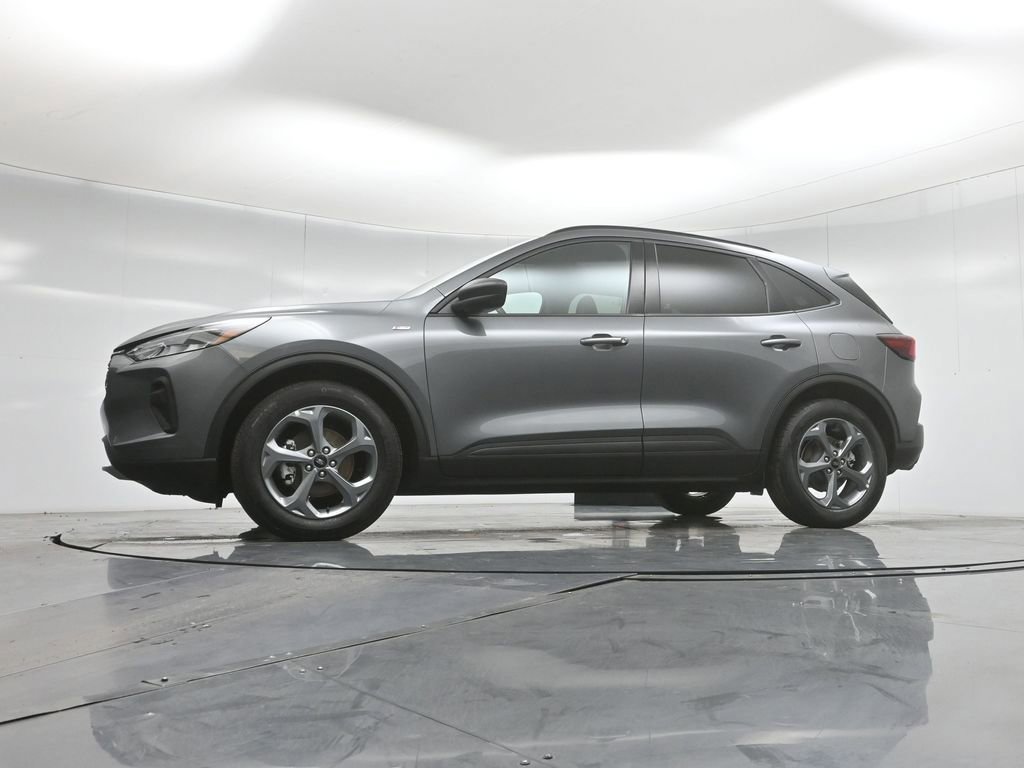 Certified 2025 Ford Escape ST-Line image 25
