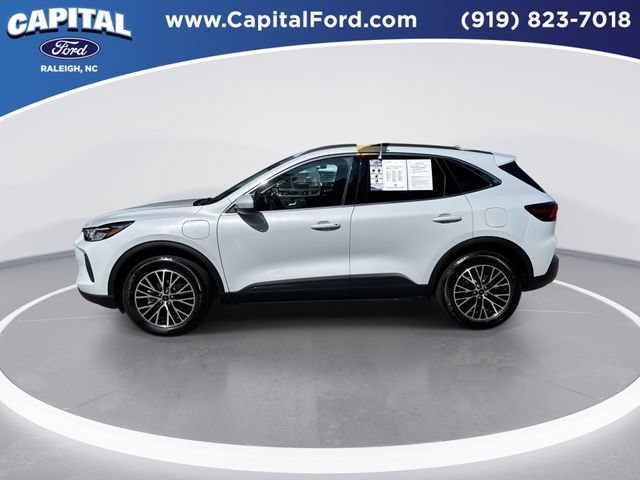 Certified 2025 Ford Escape SE FWD image 5