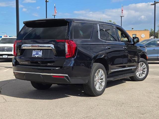 Used 2022 GMC Yukon SLT w/ SLT Premium Package image 13