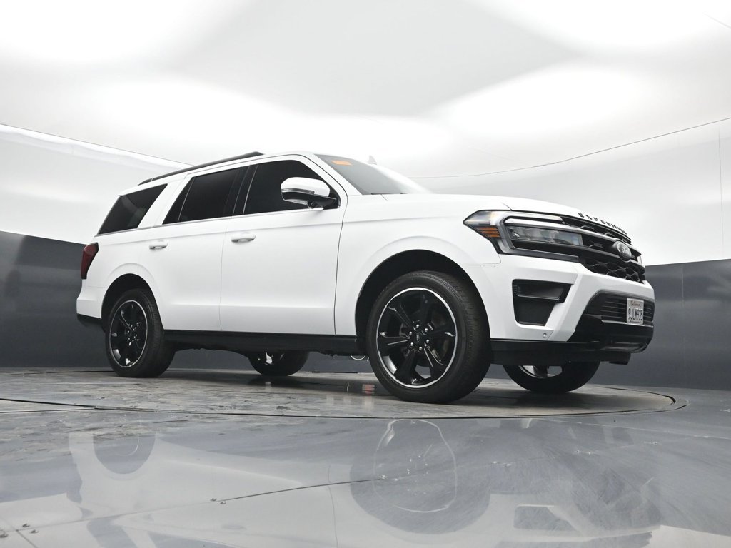 Certified 2023 Ford Expedition Limited AWD/4WD image 3