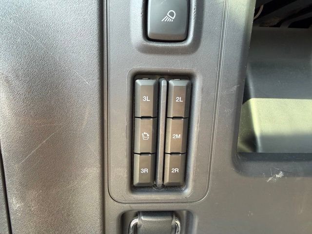 Certified 2025 Ford Expedition Active AWD/4WD image 8