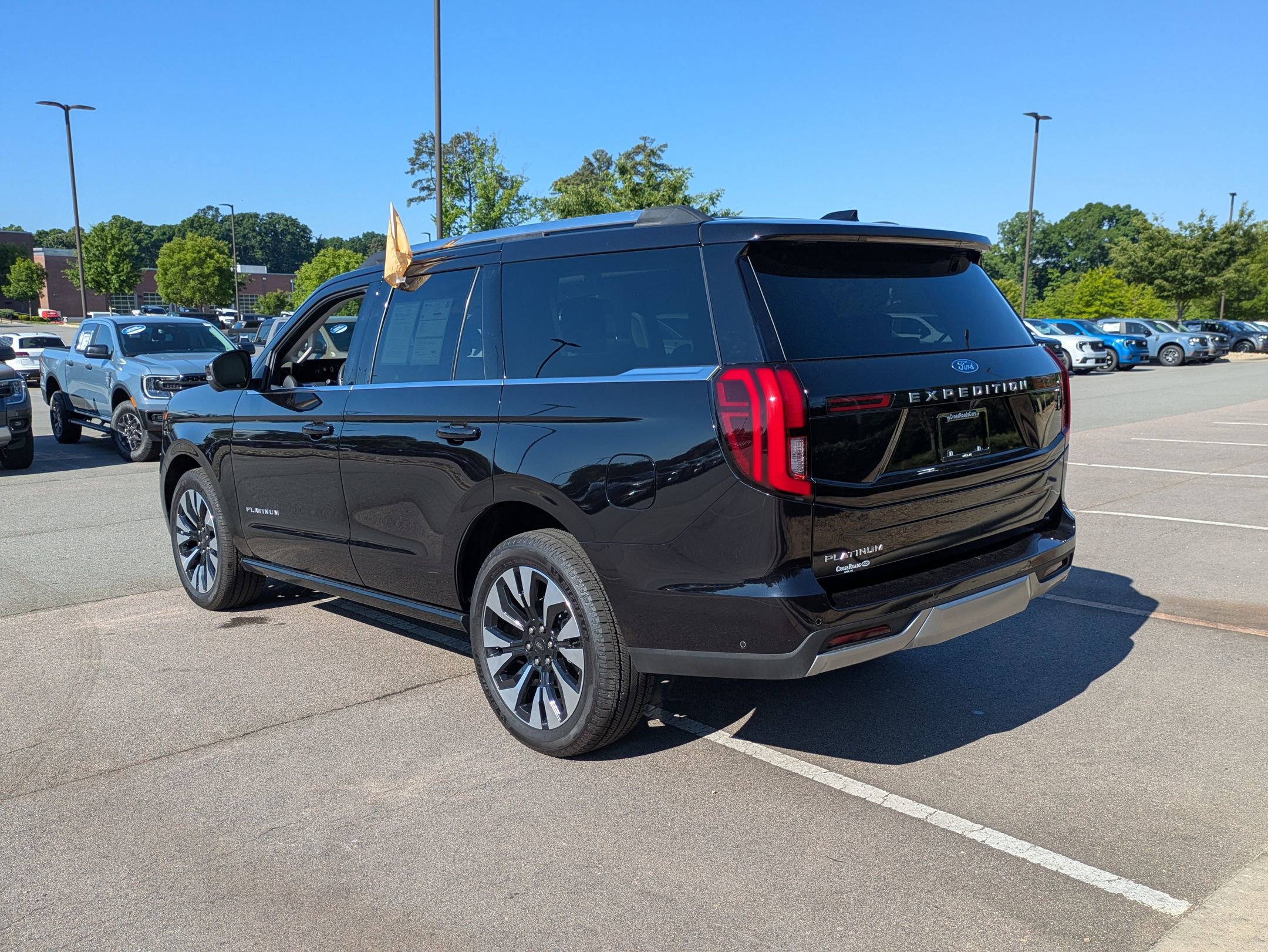 Certified 2025 Ford Expedition Platinum w/ Driver's Package AWD/4WD image 6