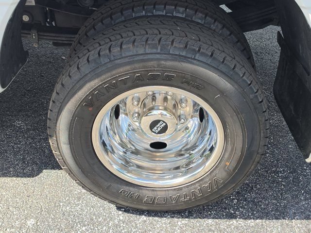 Certified 2024 Ford F350 XL w/ Snow Plow Prep Package AWD/4WD image 8
