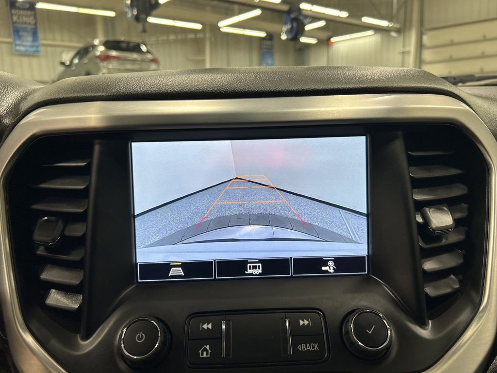 Used 2022 GMC Acadia SLT w/ Preferred Package image 22