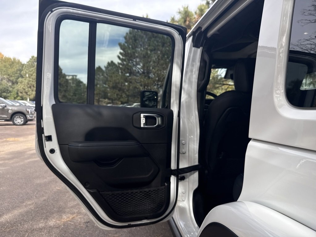 Used 2024 Jeep Wrangler Unlimited Rubicon 4xe image 20