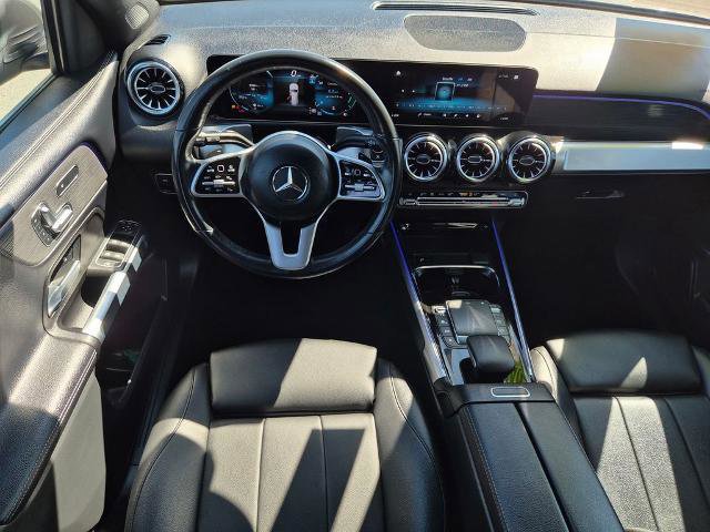 Used 2023 Mercedes-Benz GLB 250 w/ Premium Package image 12