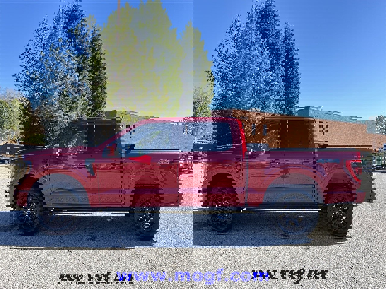 Certified 2022 Ford F150 Lariat w/ Equipment Group 502A High image 29