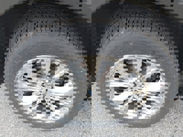 Certified 2021 Ford Explorer XLT w/ Equipment Group 202A image 12