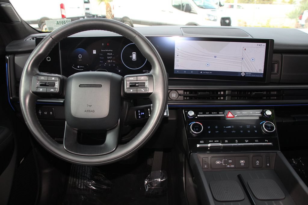 Used 2024 Hyundai Santa Fe Calligraphy AWD/4WD image 17