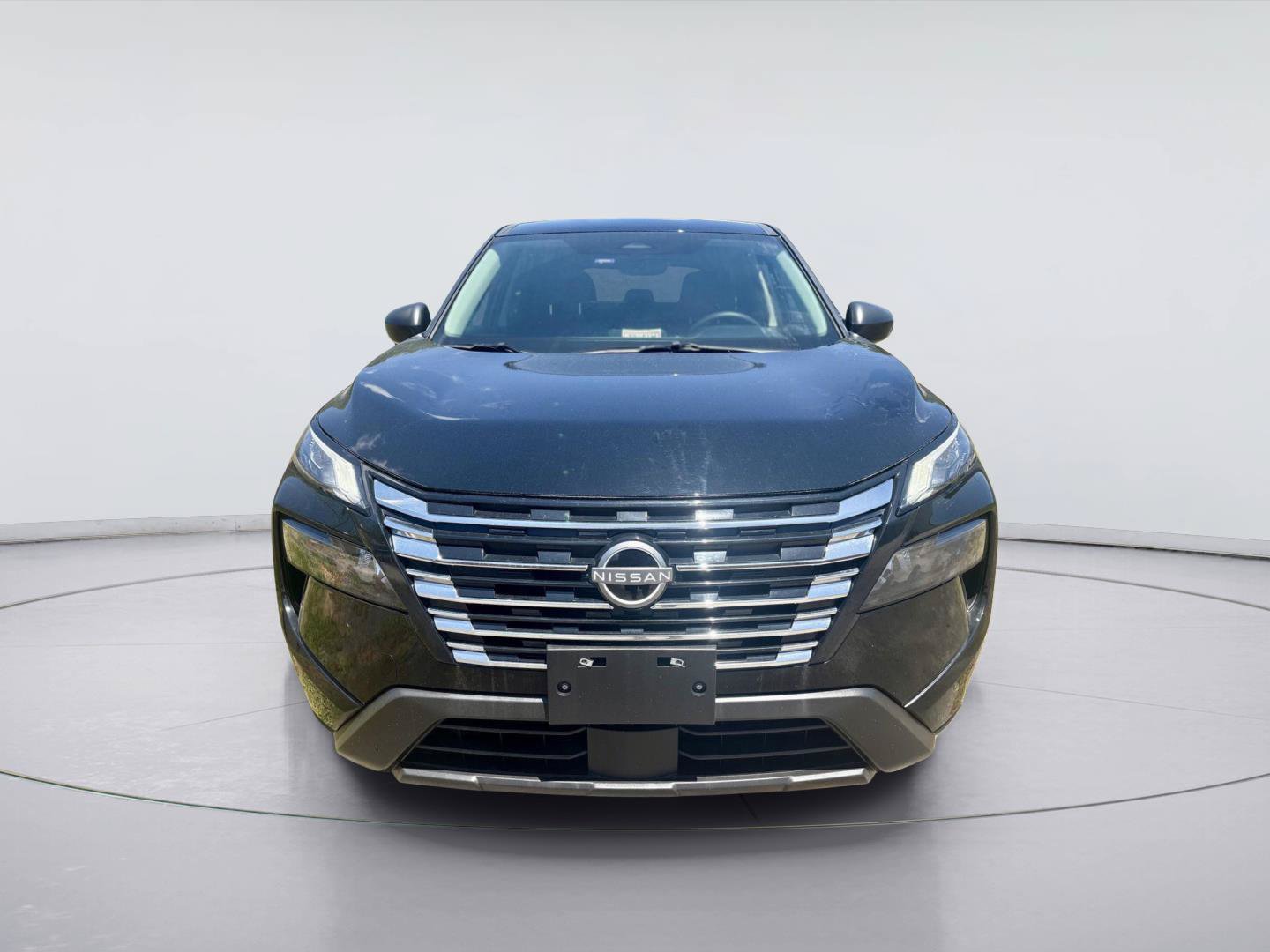 Used 2025 Nissan Rogue S FWD image 6
