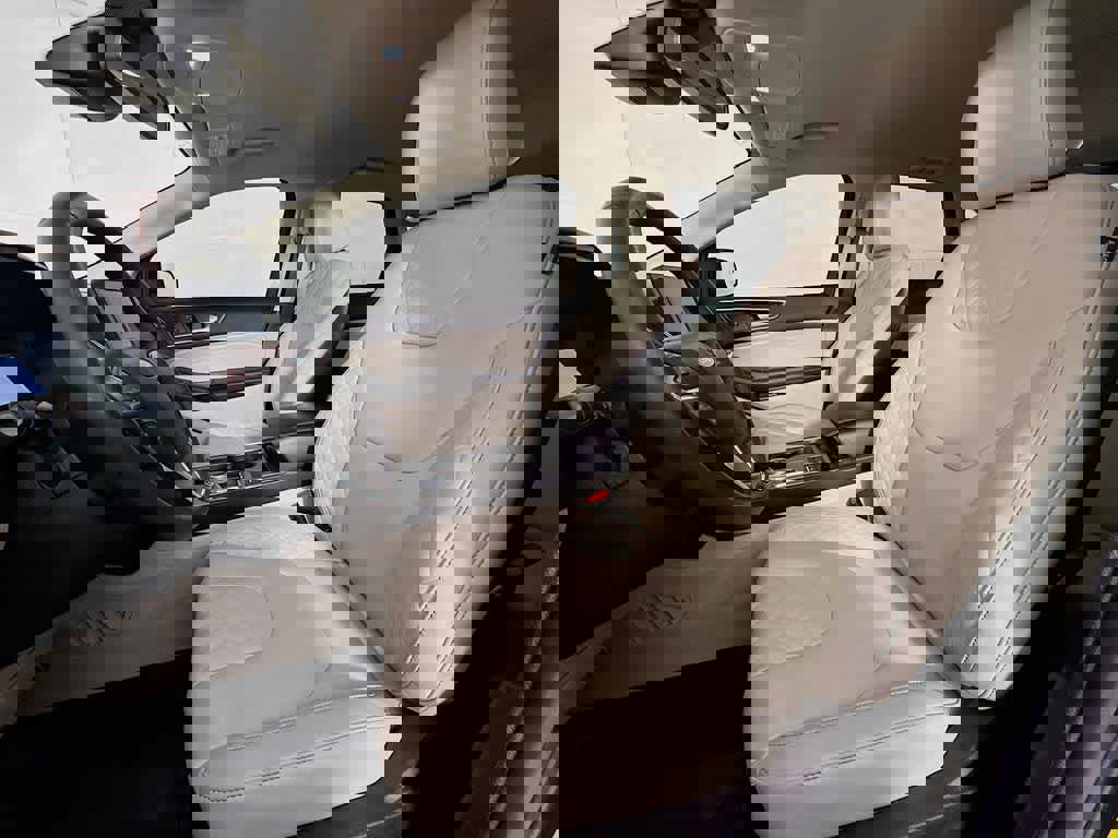 Certified 2024 Ford Edge Titanium image 15