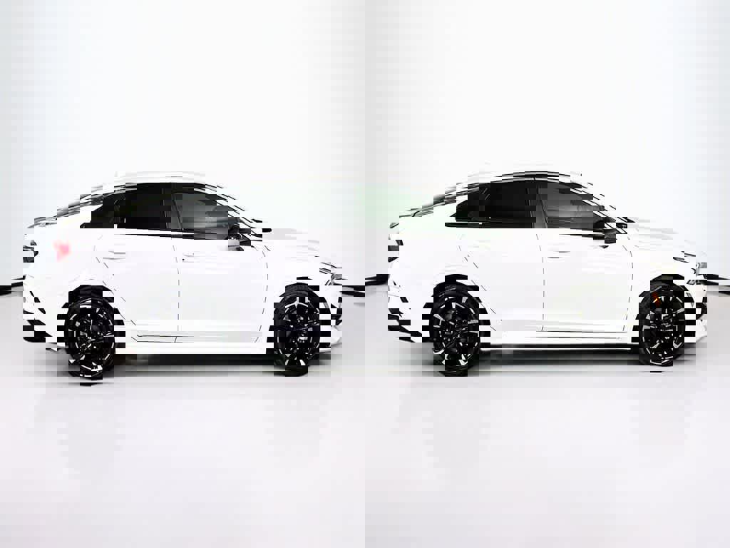 Used 2023 Kia K5 GT-Line w/ GT-Line Premium Package image 6