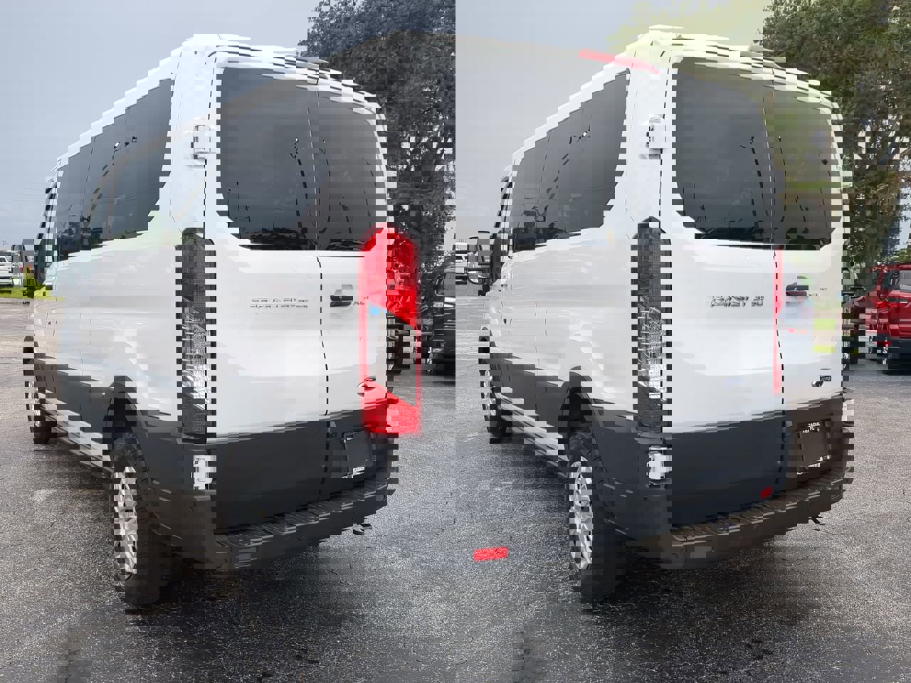 Certified 2022 Ford Transit 350 XLT image 3