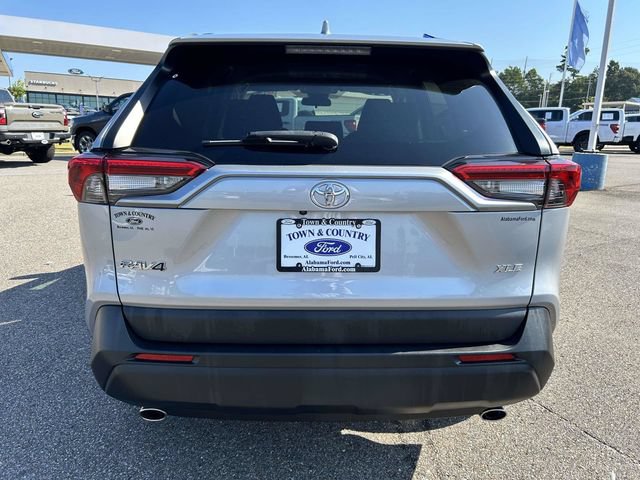 Used 2024 Toyota RAV4 XLE FWD image 29