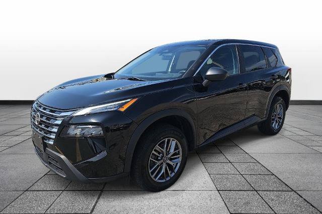 Used 2024 Nissan Rogue S AWD/4WD image 1