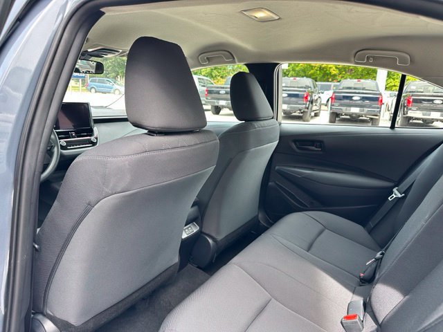 Used 2025 Toyota Corolla LE FWD image 36