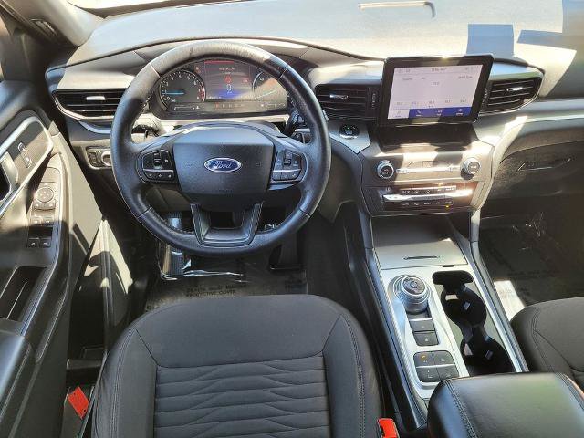 Certified 2020 Ford Explorer XLT RWD image 13