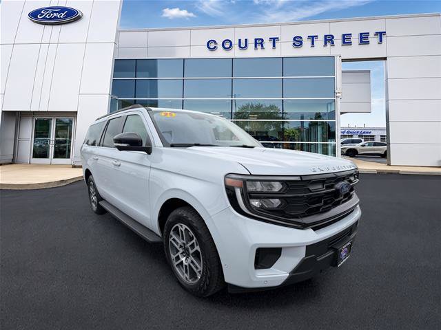 Certified 2025 Ford Expedition Max Active AWD/4WD image 5