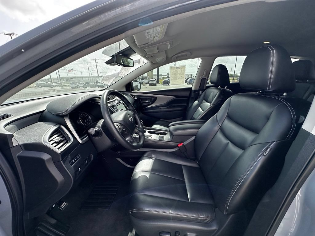 Used 2023 Nissan Murano SV w/ SV Midnight Edition Package FWD image 14