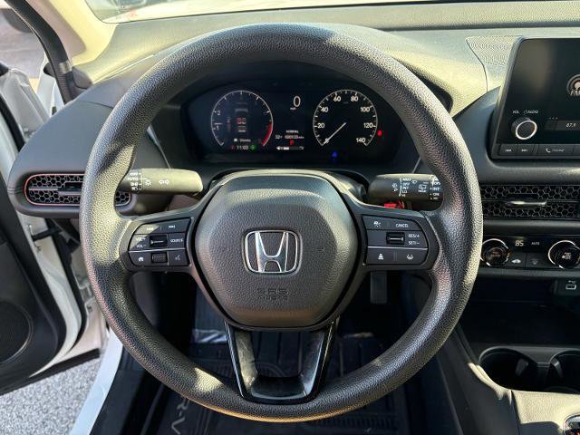 Used 2023 Honda HR-V LX image 9