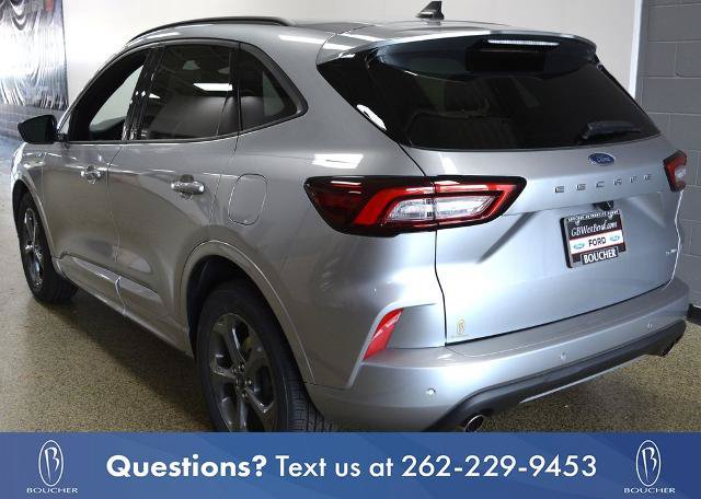 Certified 2023 Ford Escape ST-Line w/ Tech Pack #1 AWD/4WD image 4