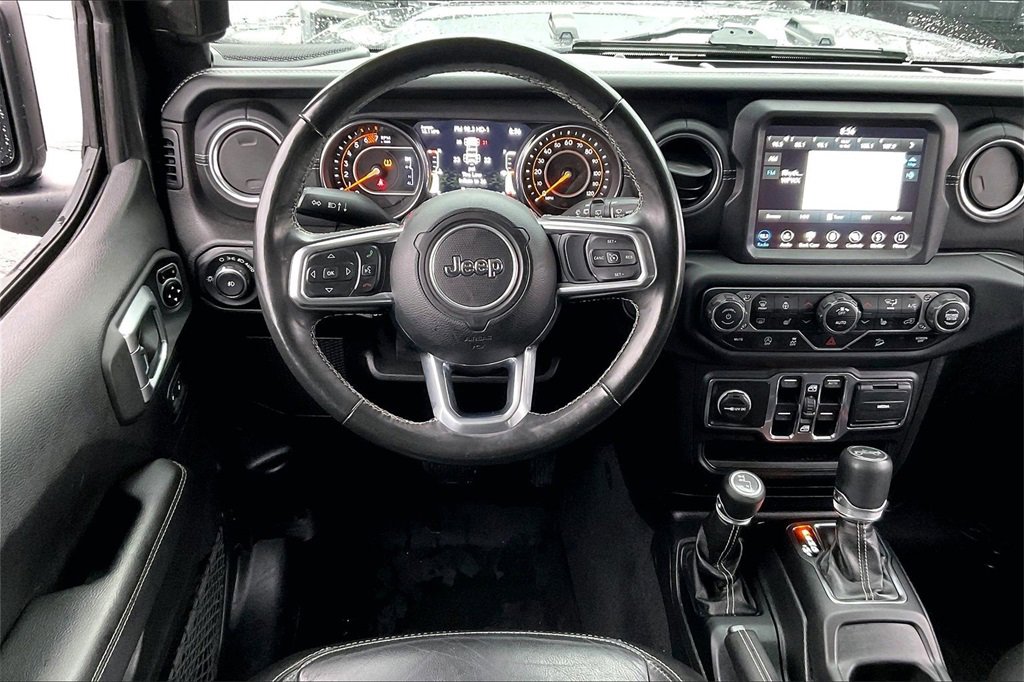 Used 2019 Jeep Wrangler Unlimited Sahara image 4