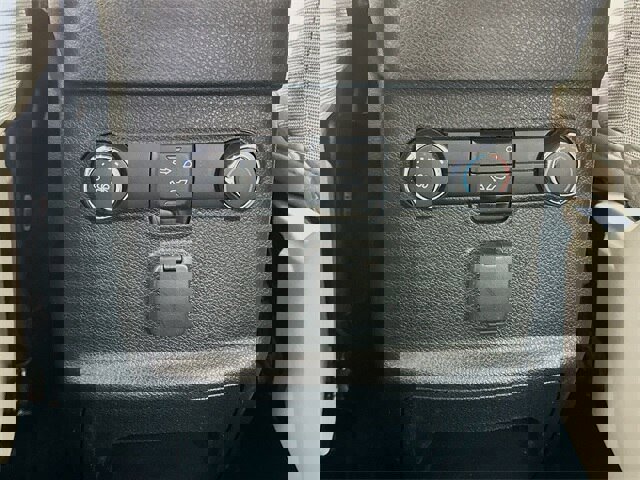 Certified 2019 Ford Explorer FWD image 13