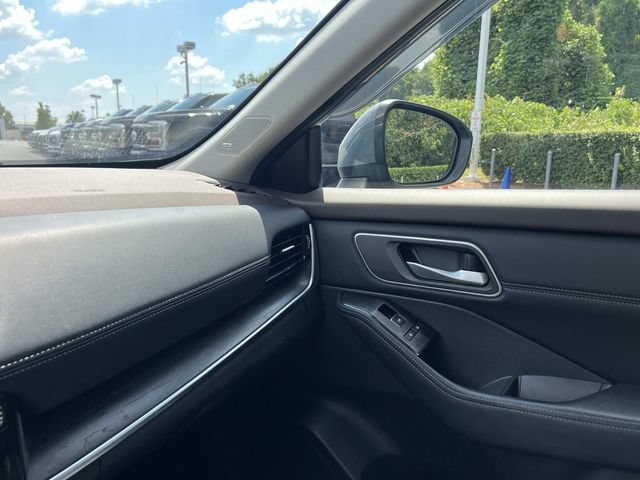 Used 2021 Nissan Rogue SL w/ Premium Package FWD image 33