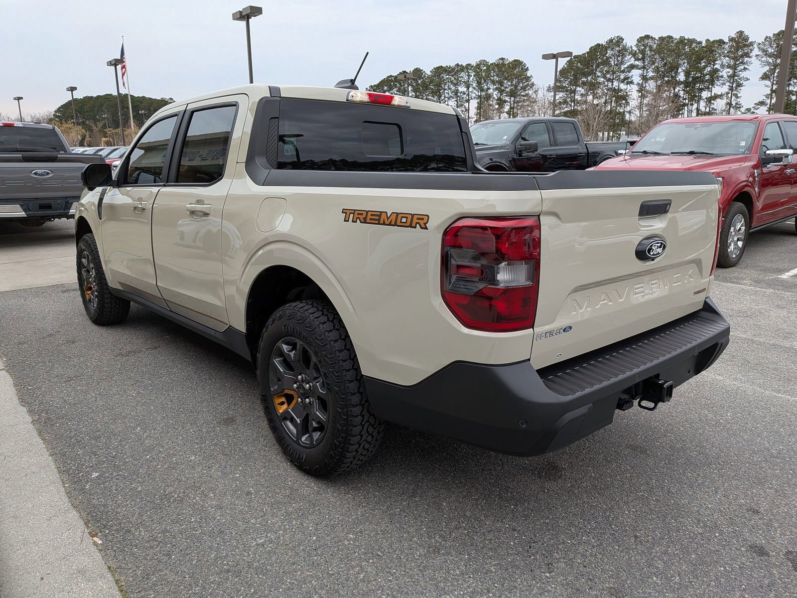 Certified 2025 Ford Maverick Tremor video 2