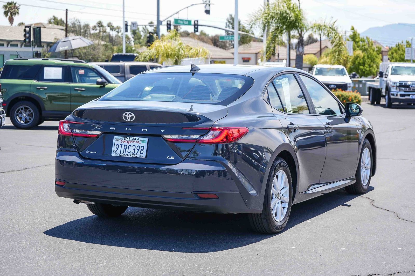 Used 2025 Toyota Camry LE FWD image 6