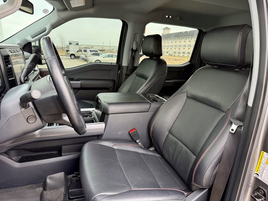 Certified 2023 Ford F350 Lariat w/ Chrome Package image 10
