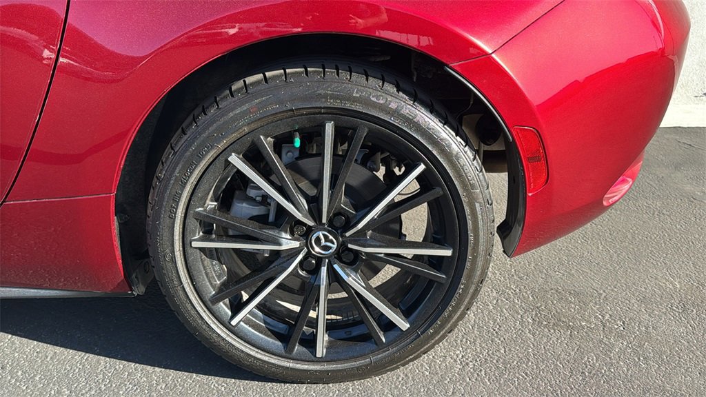 Used 2025 MAZDA MX-5 Miata Grand Touring w/ Weather Package image 8