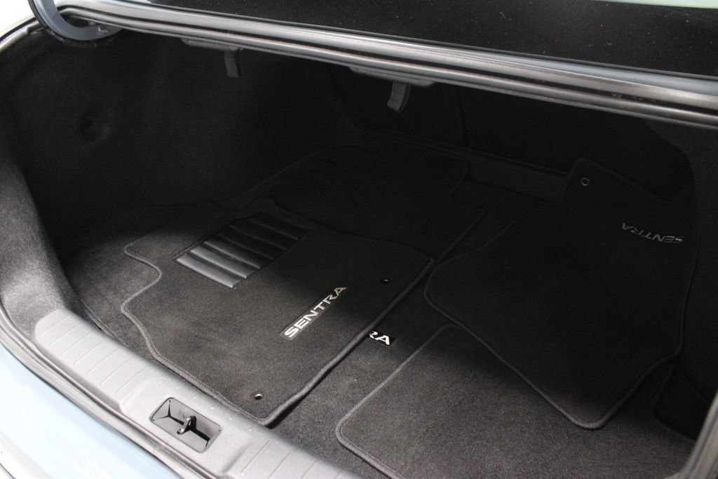 Used 2025 Nissan Sentra SV w/ Trunk Package FWD image 15