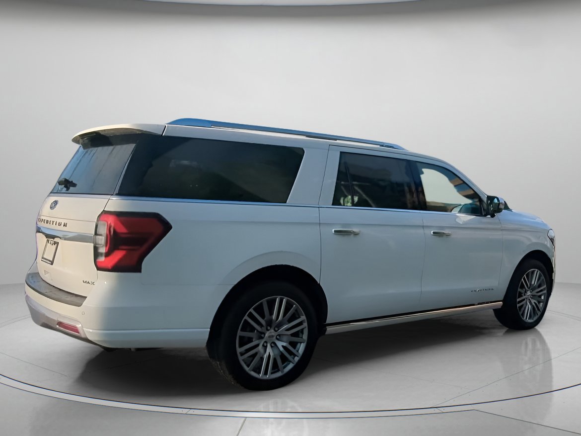 Certified 2022 Ford Expedition Max Platinum image 23