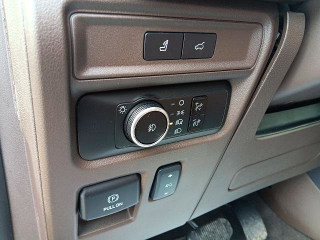 Certified 2024 Ford Expedition Max King Ranch image 16