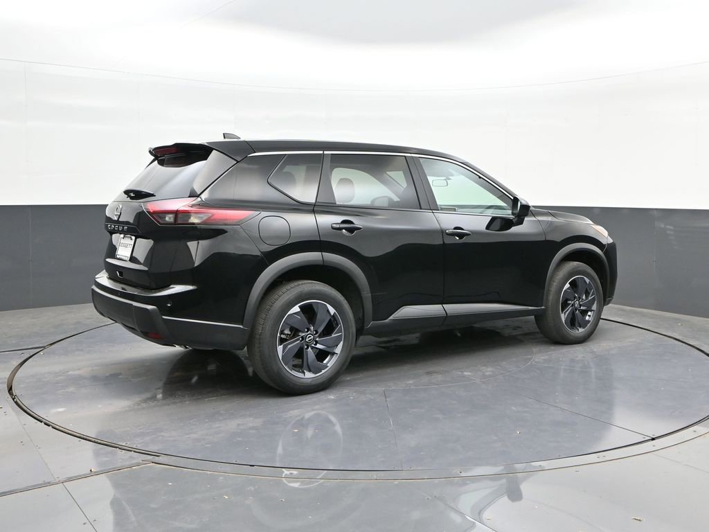 Used 2025 Nissan Rogue SV image 15
