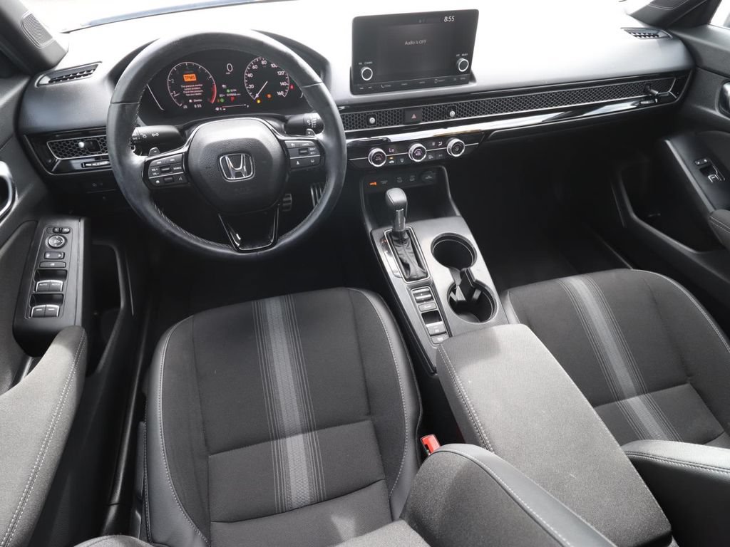 Used 2025 Honda Civic Sport image 6