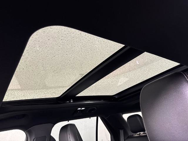Certified 2020 Ford Explorer Limited AWD/4WD image 11
