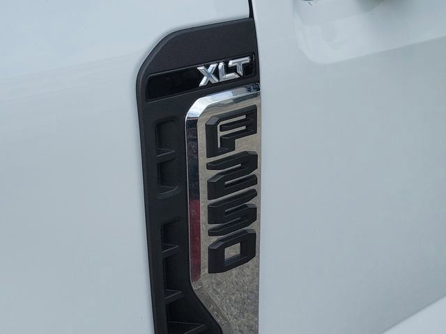 Certified 2025 Ford F250 XLT image 7