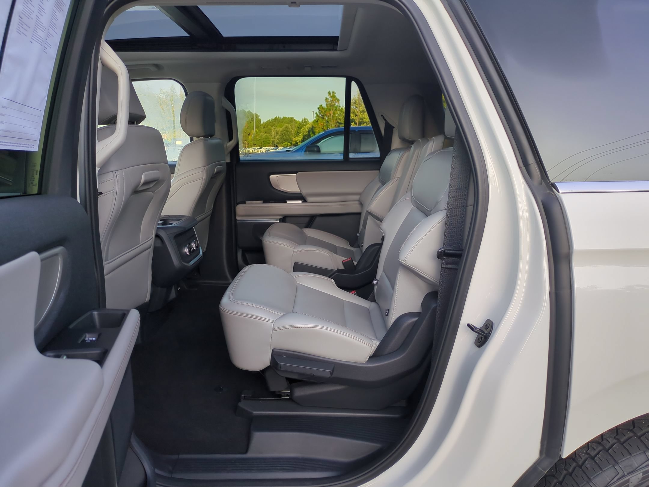 Certified 2025 Ford Expedition Max Active AWD/4WD image 29