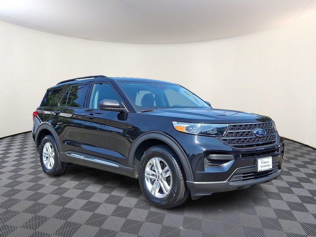Certified 2023 Ford Explorer XLT AWD/4WD image 1