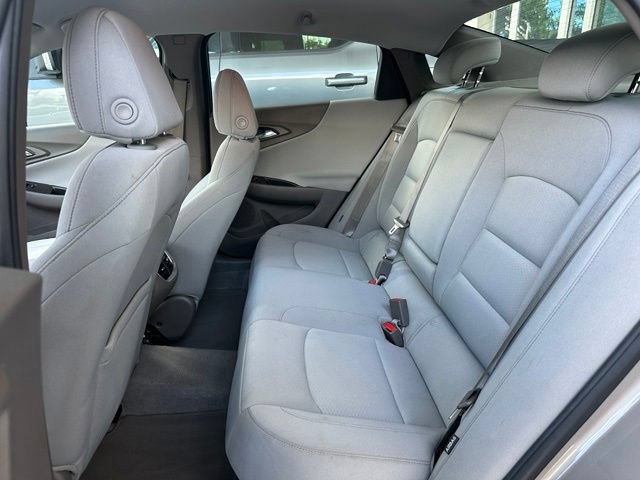 Used 2022 Chevrolet Malibu LT FWD image 15