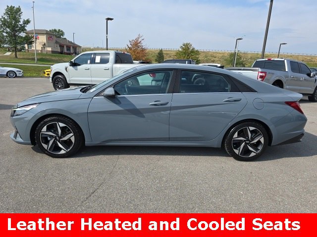 Used 2023 Hyundai Elantra Limited image 6