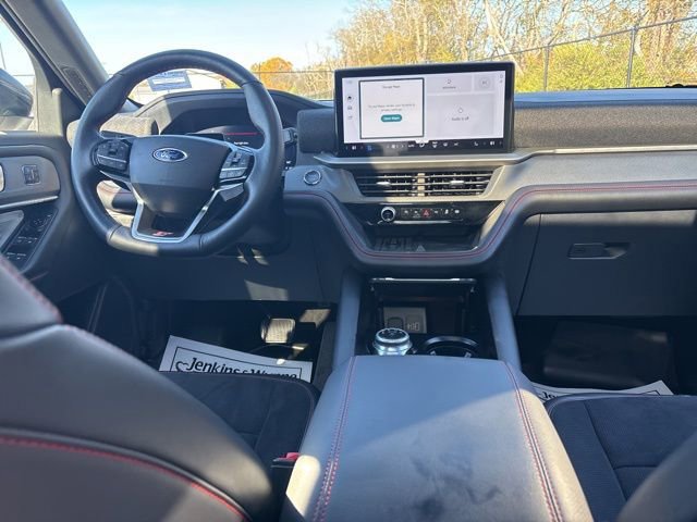 Certified 2025 Ford Explorer ST image 9