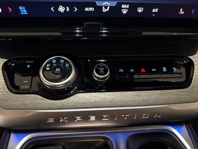 Certified 2025 Ford Expedition Max Platinum AWD/4WD image 30