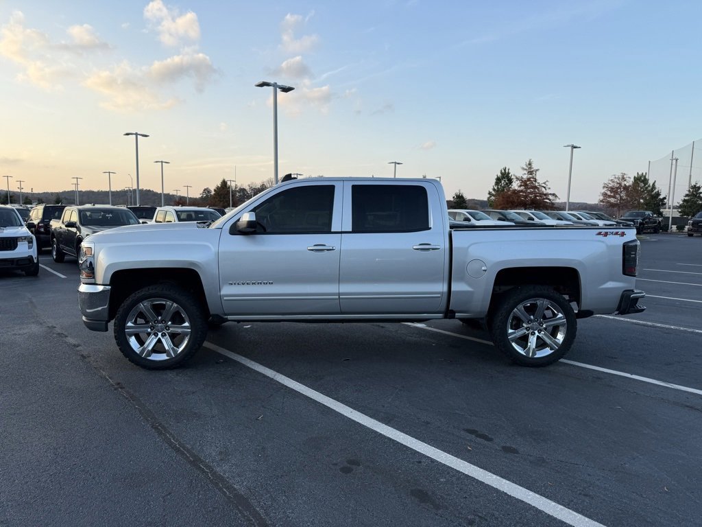 Used 2018 Chevrolet Silverado 1500 LT w/ All Star Edition image 2